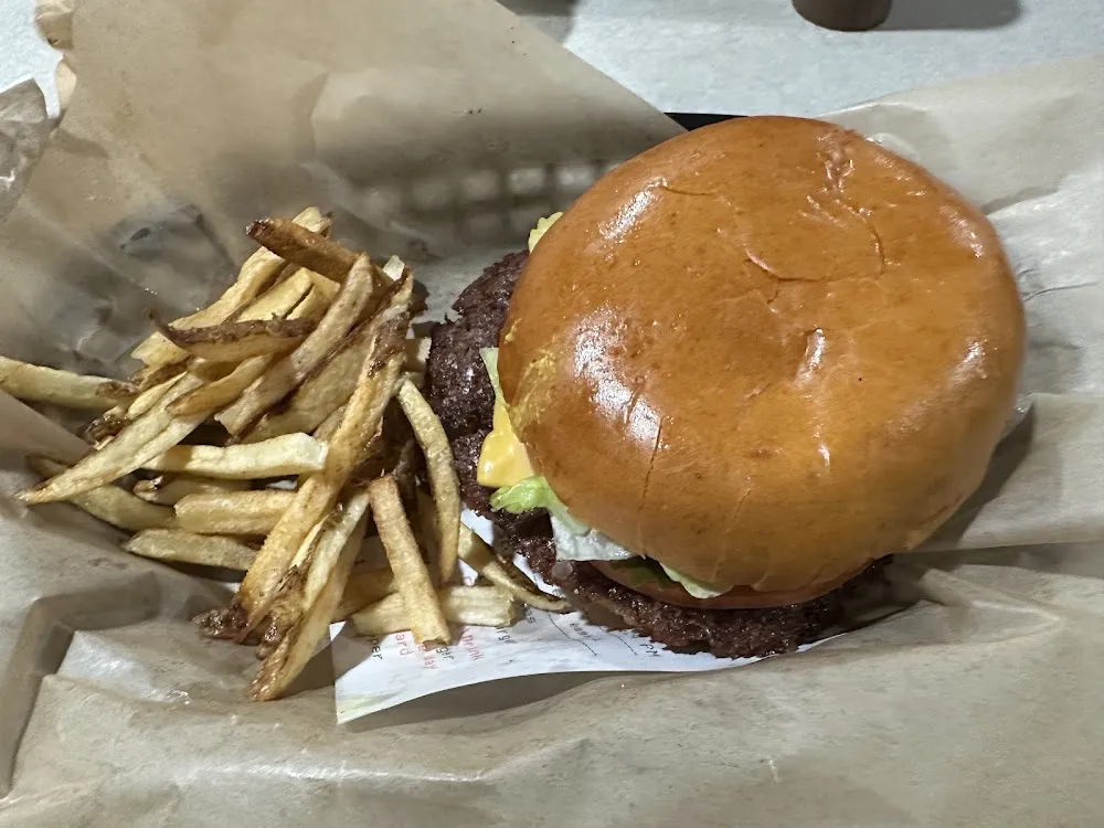 Single Patty Cheeseburger